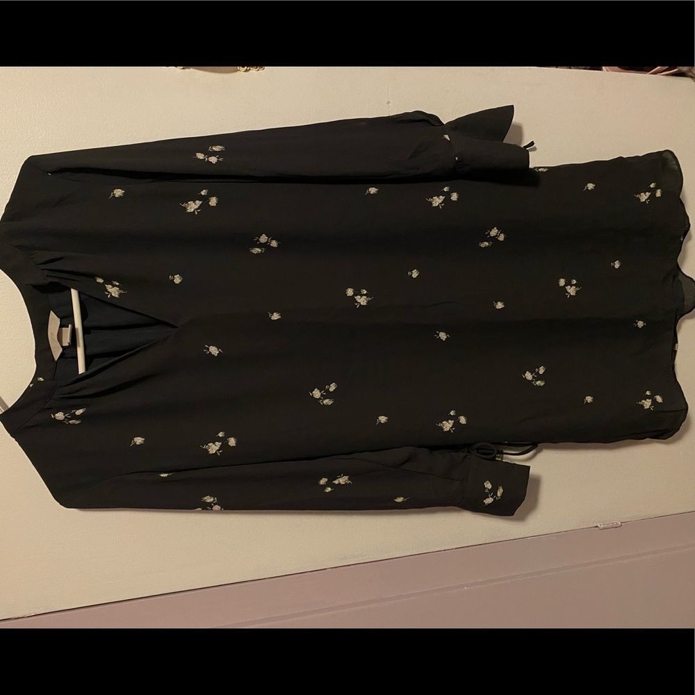 H&M black floral long sleeve dress